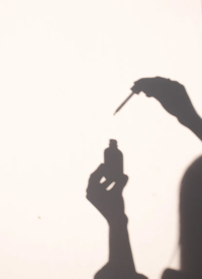 Daydream Organics Herbal Tincture silhouette with dropper.